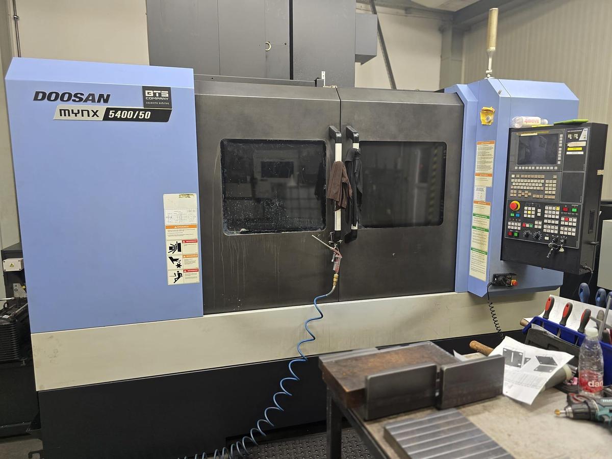 Used 2019 DOOSAN Mynx 5400/50 vertical machining center
