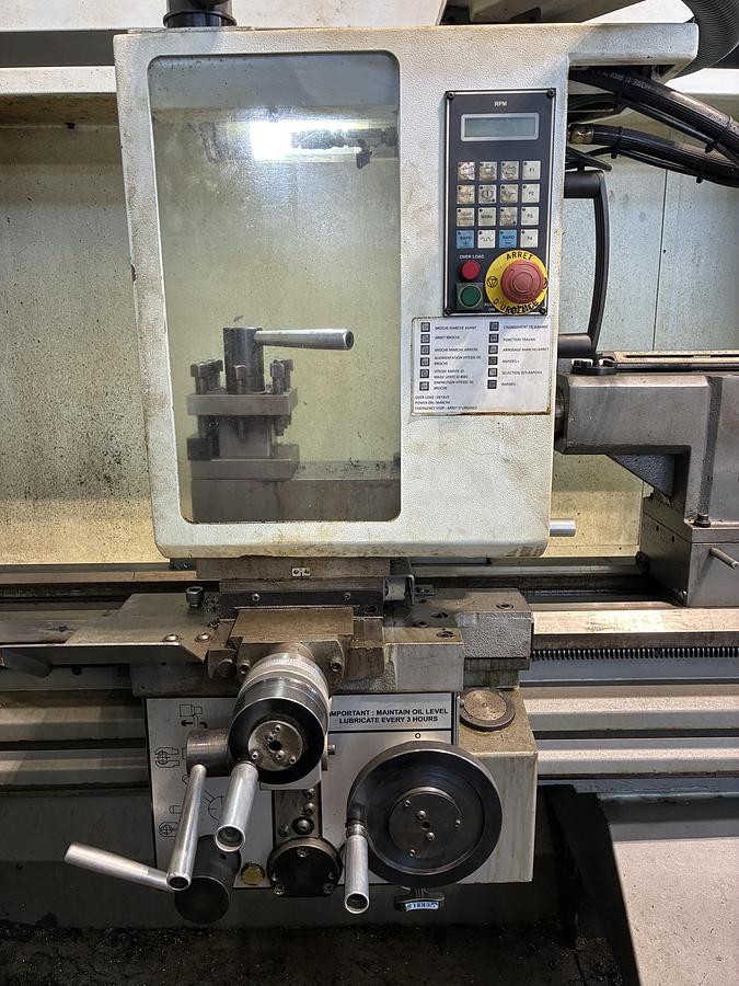 Used PINACHO SC-250 x 1000 year 2014 - lathe