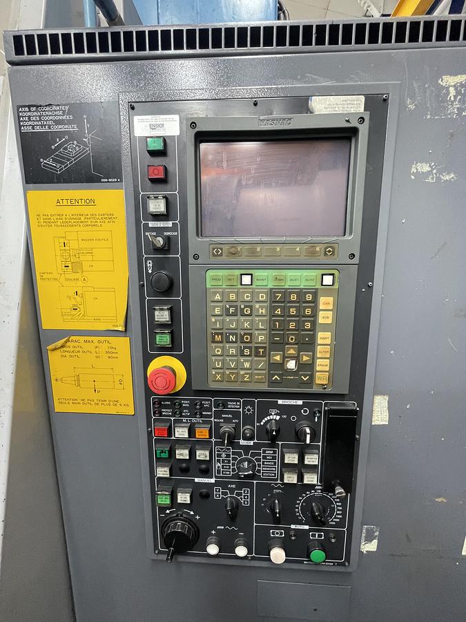 Used Variateurs et CN Yaskawa - CN Yasnak J300M