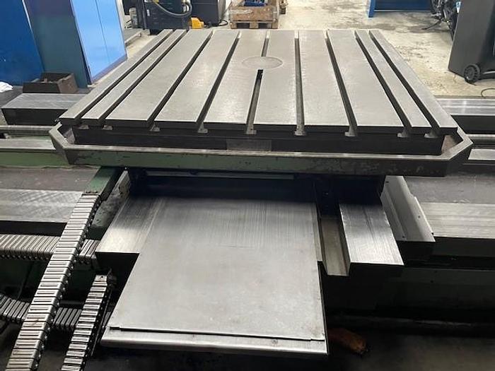 Used TOS W100A manual horizontal borer - aléseuse conventionnelle