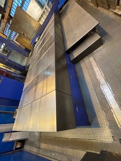 Used TOS Varnsdorf WHN 13 year 2013 boring and milling machine