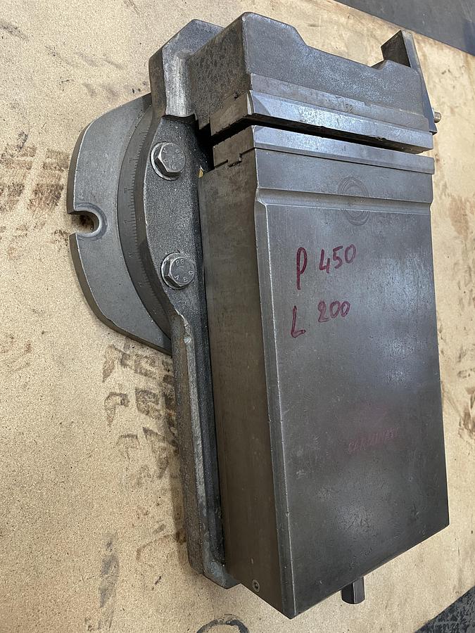 Used Equipement de fraisage, plateau diviseur, étau, équerre