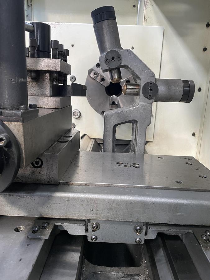 Used PINACHO SC-250 x 1000 year 2014 - lathe
