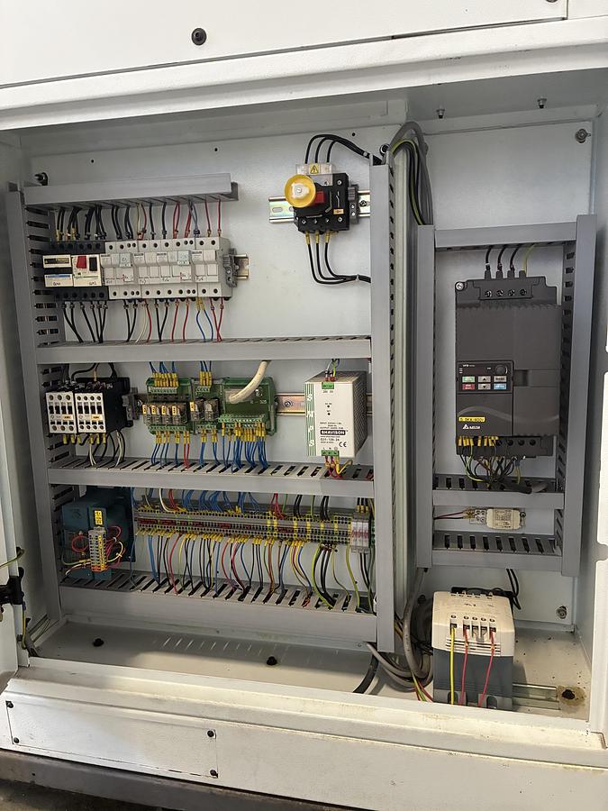 Used PINACHO SC-250 x 1000 year 2014 - lathe