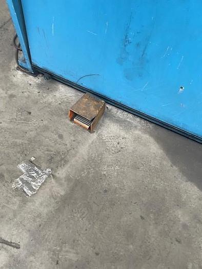 Used 2004 LVD HST-C 13/31 guillotine shear