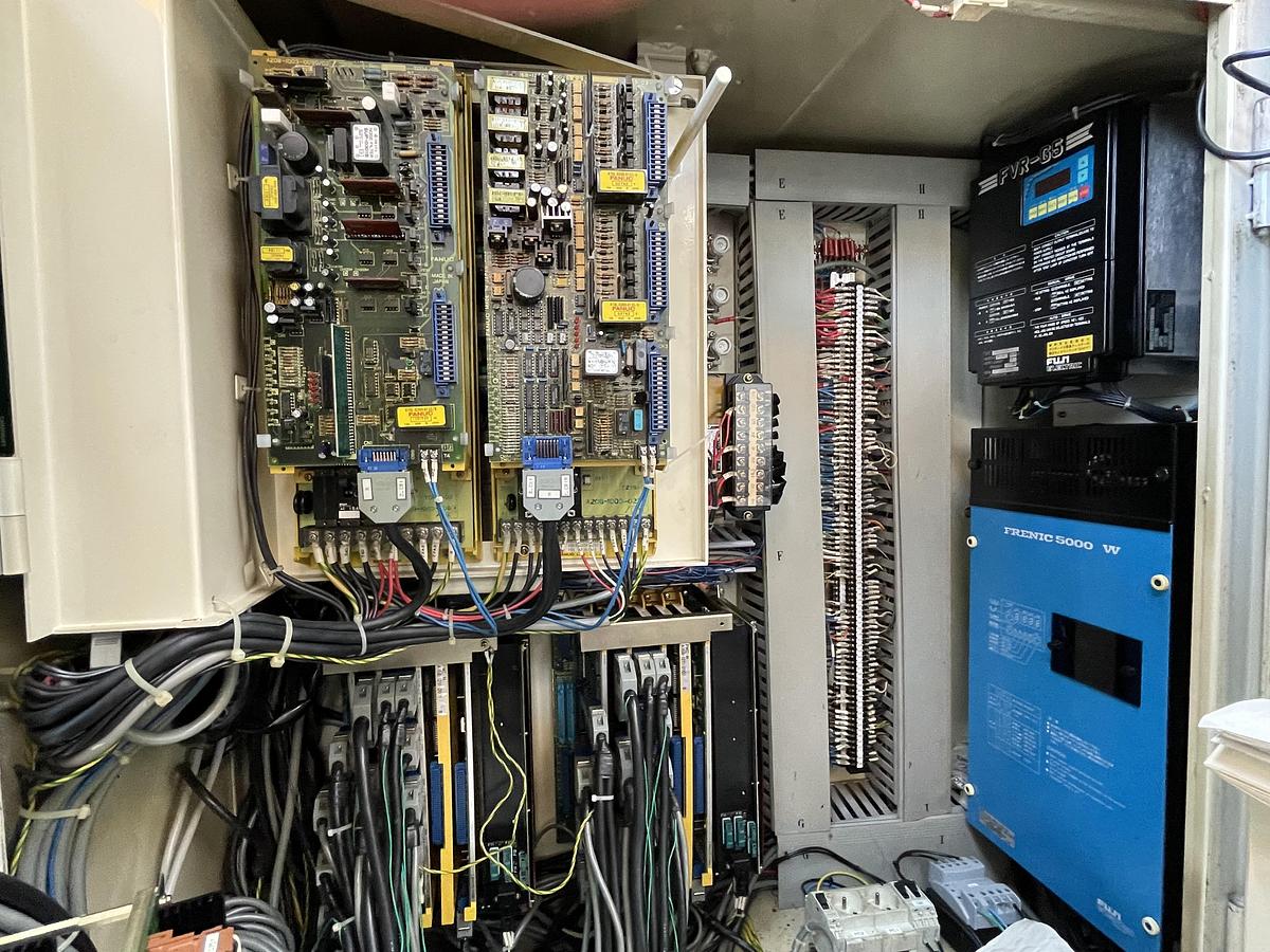 Used Nakamura-Tome TW 10 twin spindles twin turrets