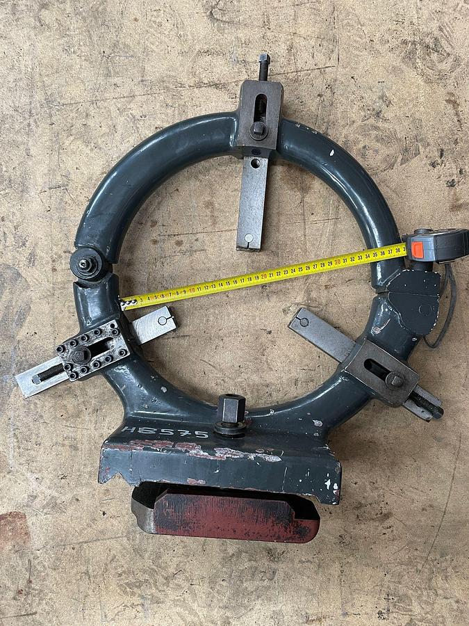 Used Lunette Cazeneuve HB 575 pour tour parallèle - steady rest for Cazeneuve Amutio lathe