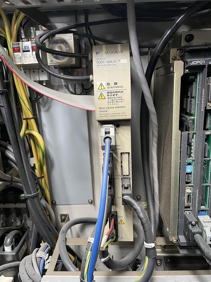 Used Variateurs et CN Yaskawa - CN Yasnak J300M