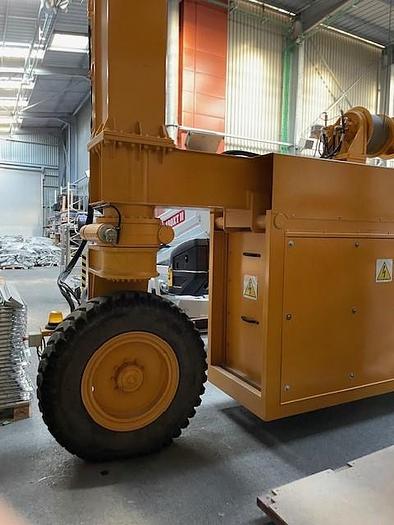 Used 2021 CIMOLAI  25 Ton mobile gantry crane