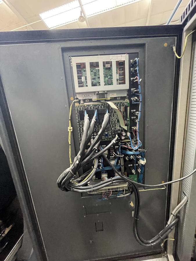 Used Variateurs et CN Yaskawa - CN Yasnak J300M
