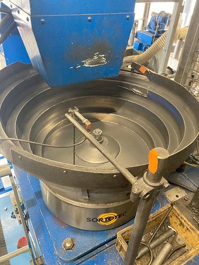 Used 1980 National Machinery  500-5D  National cold former 500 5 die