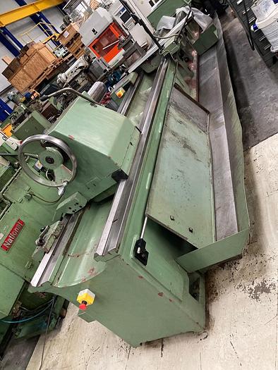 Utilisé TOS SUS 80 H x 8000 Tour parallèle traditionnel