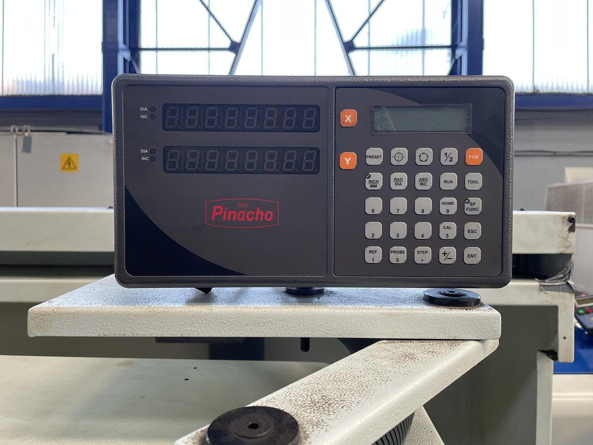 Used PINACHO SC-250 x 1000 year 2014 - lathe