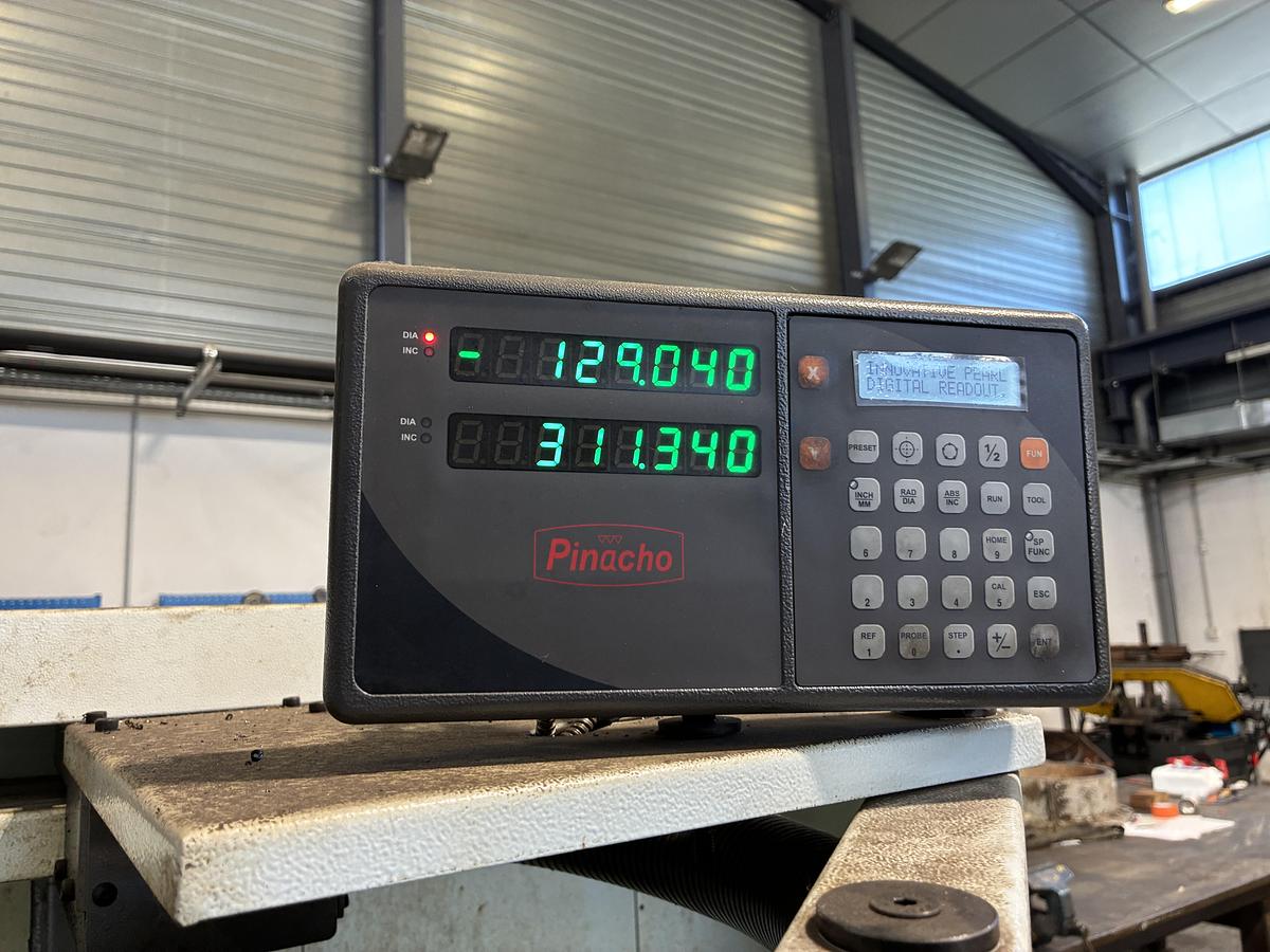 Used PINACHO SC-250 x 1000 year 2014 - lathe