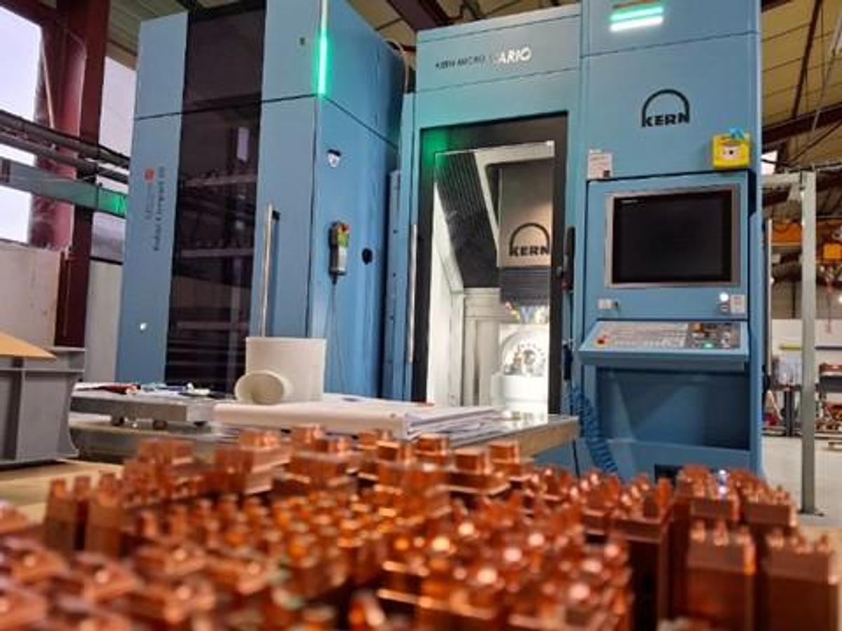 Used 5 axis machining center KERN MicroVARIO