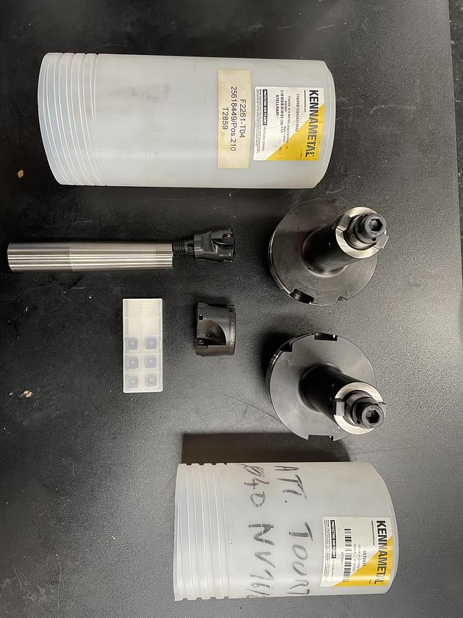 Used Outils de fraisage Kennametal, Seco , tête à aléser, trépan