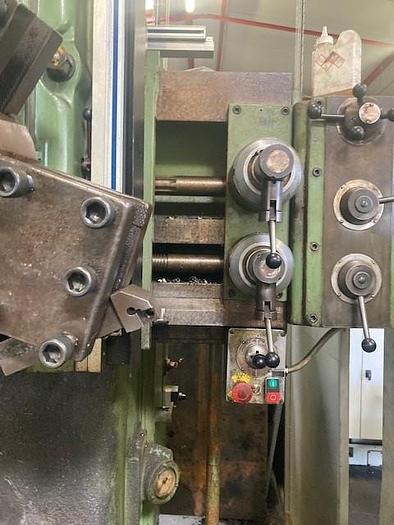 Used 1975 PENSOTTI SVF 1600 vertical lathe - manual VTL