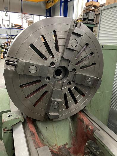 Utilisé TOS SUS 80 H x 8000 Tour parallèle traditionnel