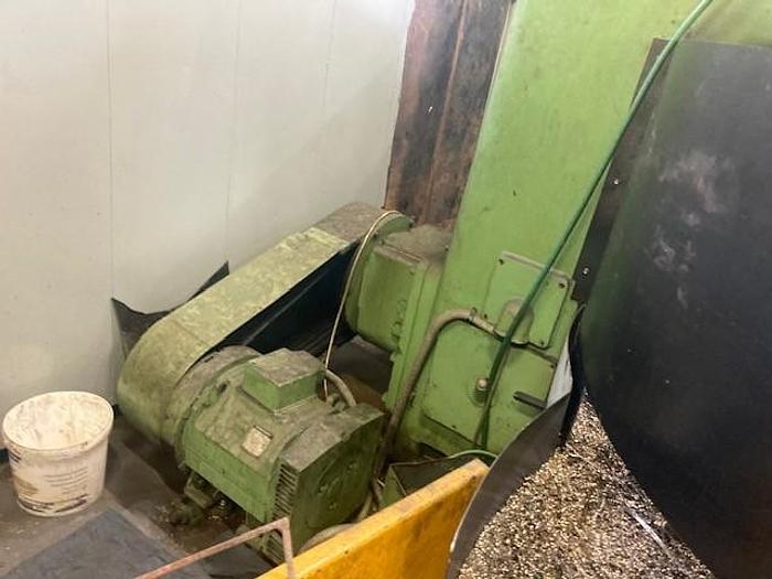 Used 1975 PENSOTTI SVF 1600 vertical lathe - manual VTL