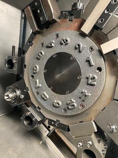 Used HYUNDAI WIA  HD2200SY CNC lathe twin spindles with robot, milling and Y axis