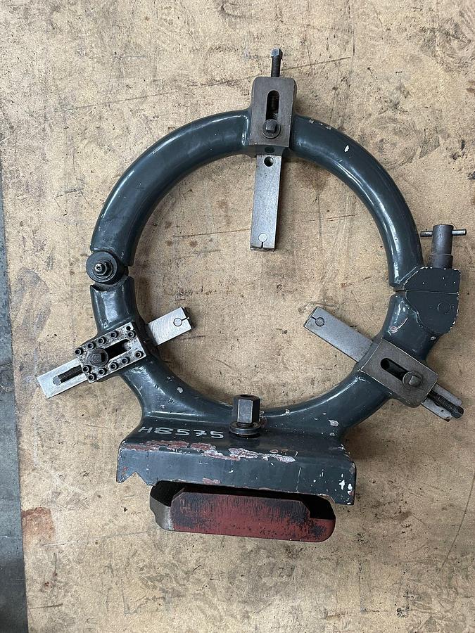 Used Lunette Cazeneuve HB 575 pour tour parallèle - steady rest for Cazeneuve Amutio lathe