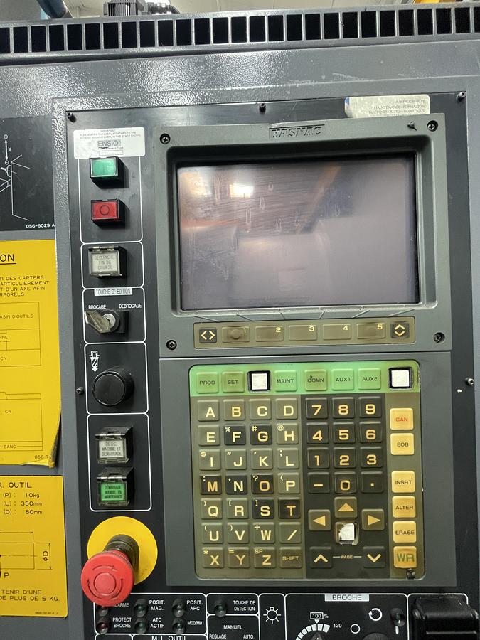 Used Variateurs et CN Yaskawa - CN Yasnak J300M