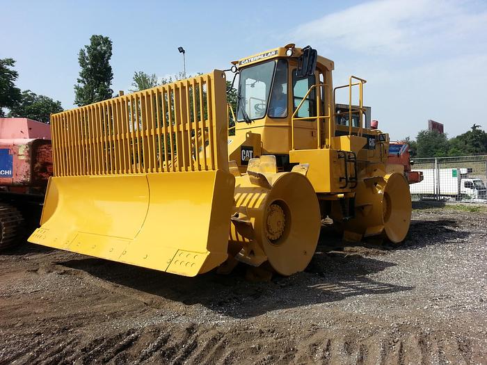 Usato 1990 Compattatore rifiuti, Caterpillar 816 B