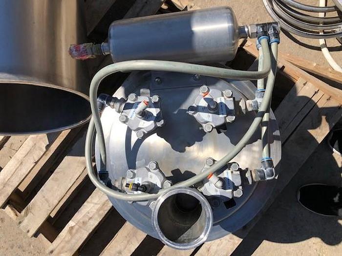 Used Dust Collector, Cartridge, 15" Dia., S/st, 4 Cartridge #S741440