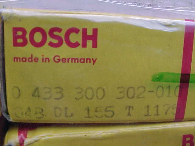 BOSCH INJECTOR NOZZLE  DL155T1175 NEW !!