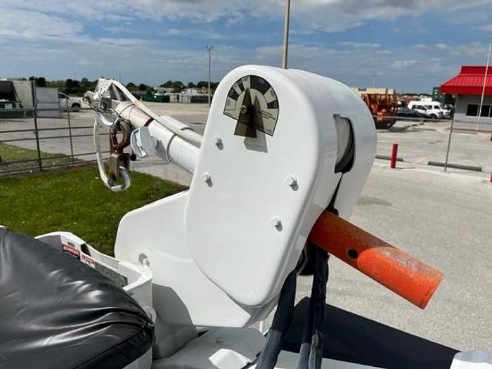 Used Altec AT40-MH, 45 ft, Articulating & Telescopic Material Handling Bucket Boom on 2016 Ford F550 Reg Cab Utility Truck - C34696