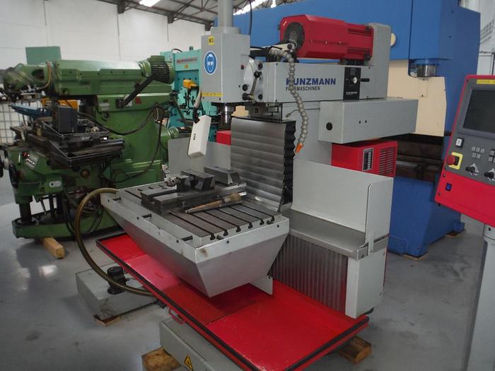 Gebruikt FREESMACHINE NC KUNZMANN