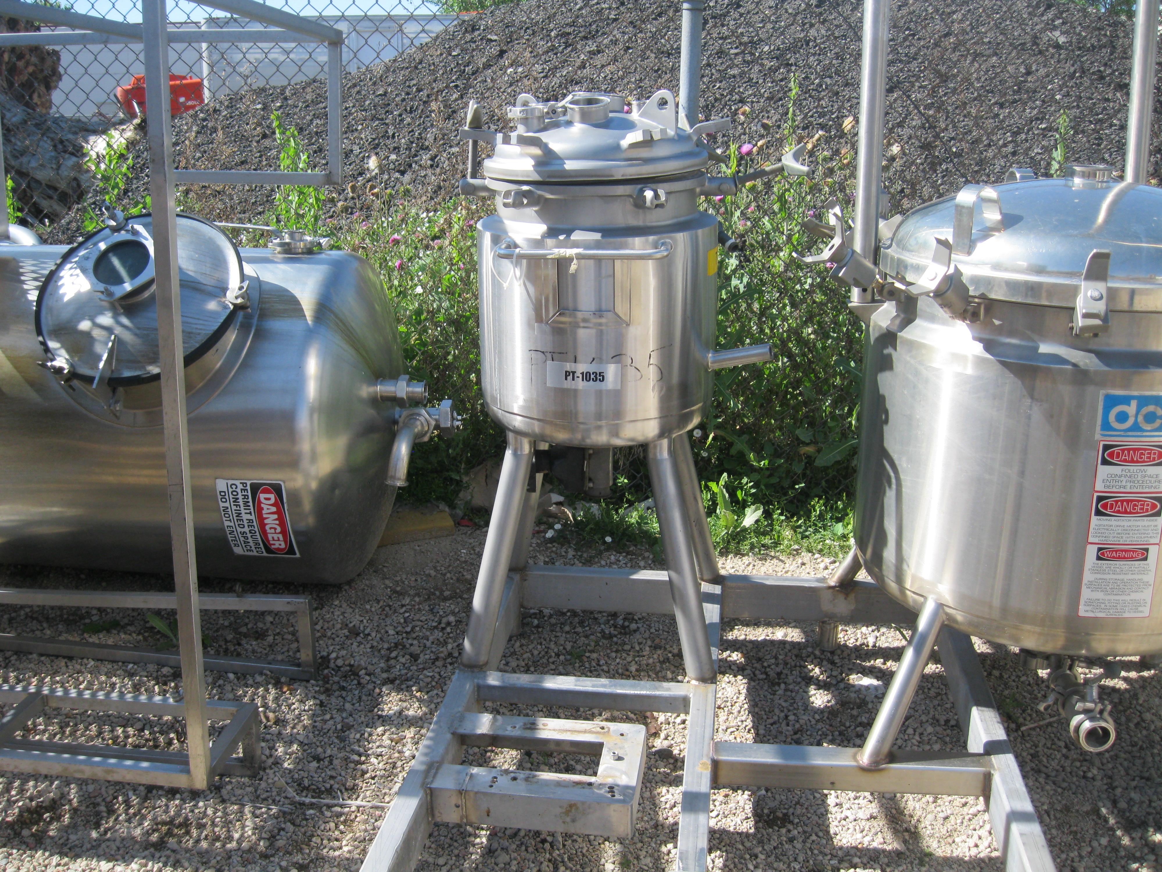 Used 60 GALLON SINGLE SHELL TANK.  PERMA-SAN MODEL 60-OVC SERIAL 25682-3