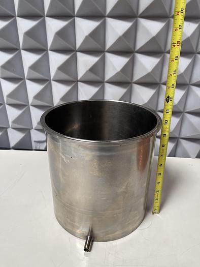 Used 21' Coiled Spiral Copper Wire for Immersion 3/8" OD w/ 12 Liter Vessel 10" Sanitary Fitting