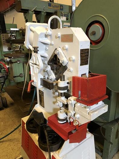 Usato PUNZONATRICE N° 2 OMERA IDRAULICA MAJOR HYDRO