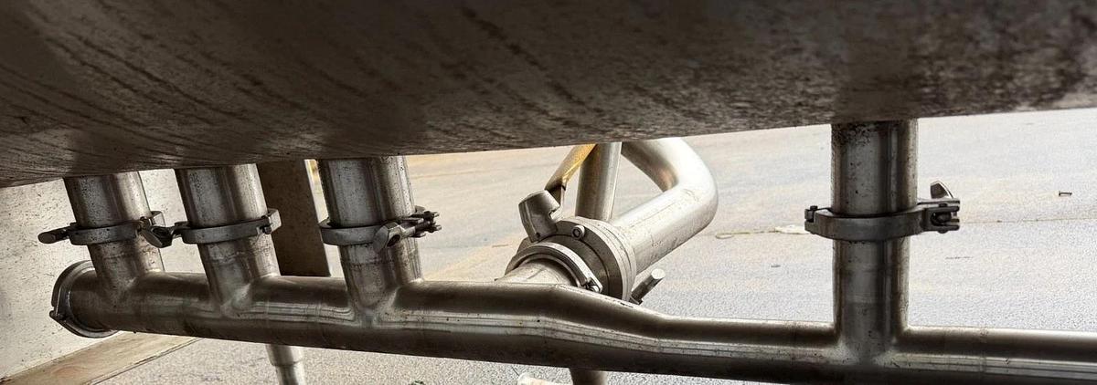 Used 750 Gallon Horizontal Holding Tank - 316 L Stainless Steel Tank w/skid