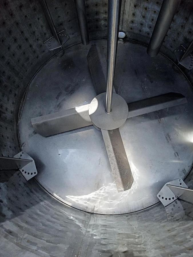 Used 600 Gallon Stainless Steel Dimple Jacketed Mix Tank , Slope 1.5 HP Heavy Mixer