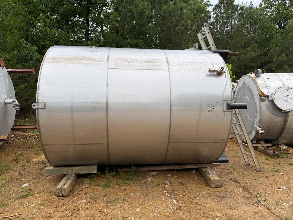 Used 6500 Gallon 304 Stainless Steel Storage / Holding Tanks Food Grade – 2 Available