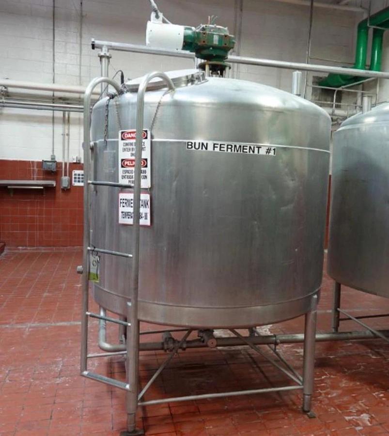 Used 1000 Gallon Jacketed Stainless Steel Processor with sweeping agitation w Cone