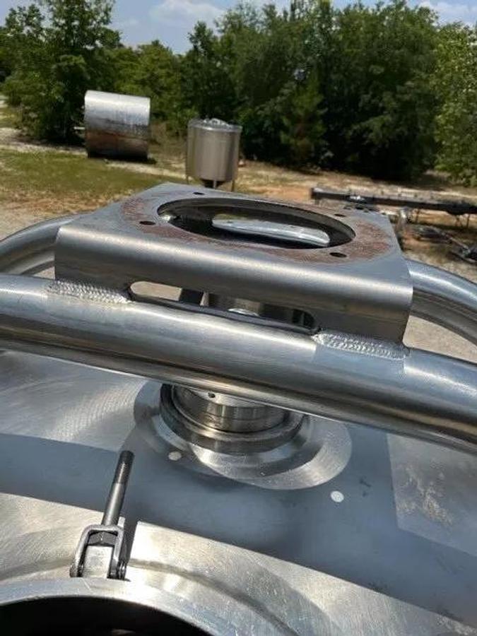 Used 1000 Gallon Insulated Stainless Steel Processor with sweeping agitation w Cone