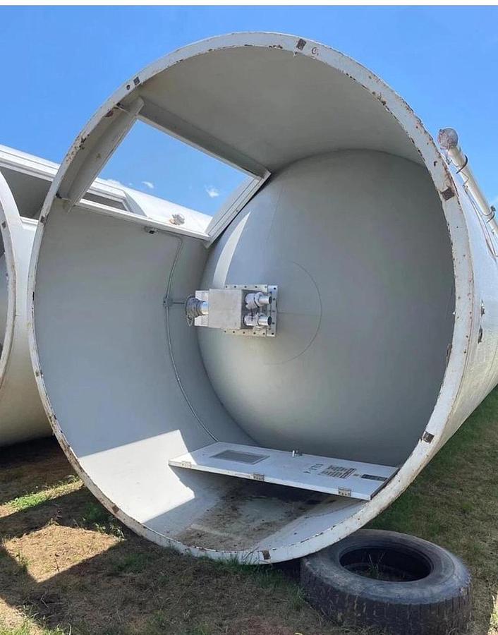 Used 2 SILO PELLET RESIN SILO’S MFG BY CST STORAGE 12’ x 72’  NO RUST! Excellent Cond