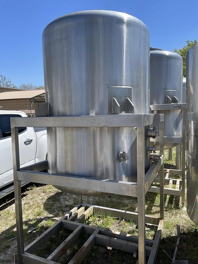 Used 500 Gallon Stainless Steel Storage Tank Mfg By HARRY HOLLAND AND SON