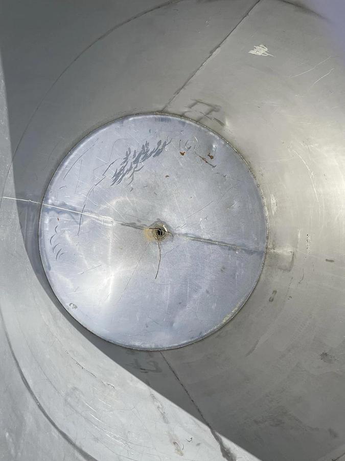 Used 1000 Gallon 304 Stainless Steel Tank Cone Bottom hinged lid top