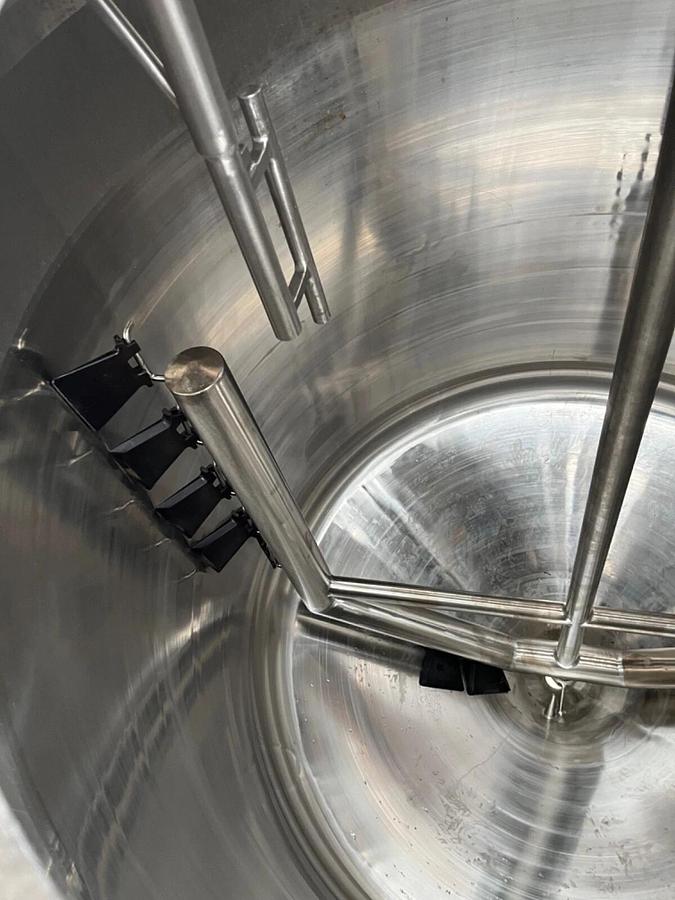 Used 1000 Gallon Insulated Stainless Steel Processor with sweeping agitation w Cone