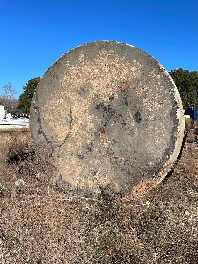 Used 14,000 Gallon Stainless Steel Tank Vertical w Bottom Heat Band