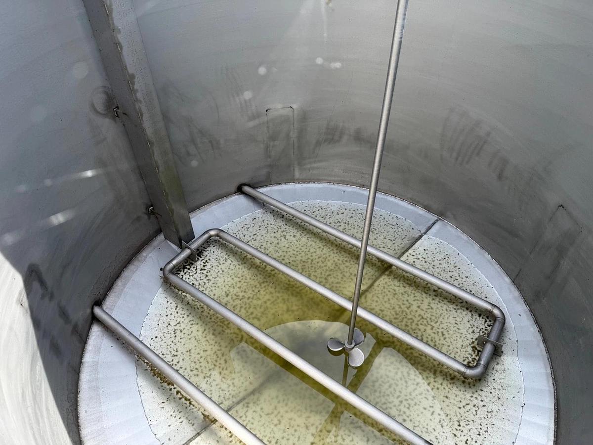 Used 600 Gallon 304 Stainless Steel Open Top Cone Bottom Tank w/ heat /Cooling Coils