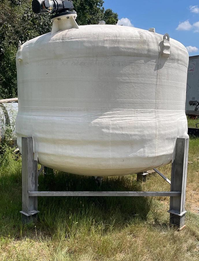 Used 500 Gallon 304 Stainless Steel Food Grade Tank with Dome Top and Cone Bottom
