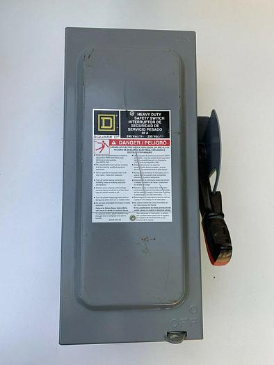 Used H222N Square D 60 Amp 240V 2 Pole 3 Wire Neutral Fusible Nema 1 Fused