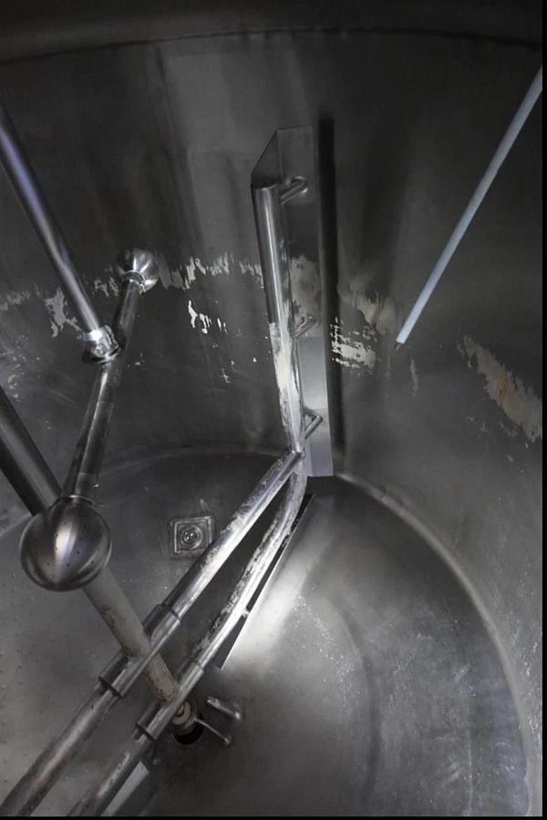 Used 1500 Gallon Jacketed Stainless Steel Processor with sweeping agitation w Cone