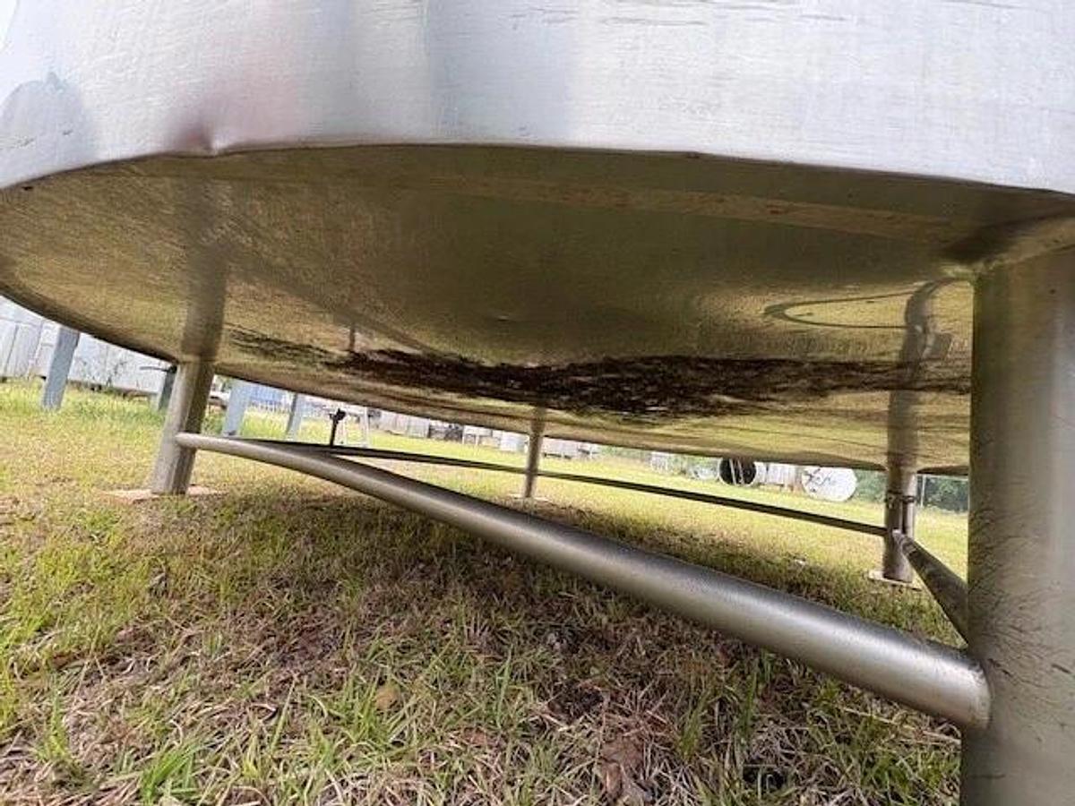 Used 3000 Gallon Stainless Steel Jacketed Processor mfg by DCI 60 PSI Sweep Agit