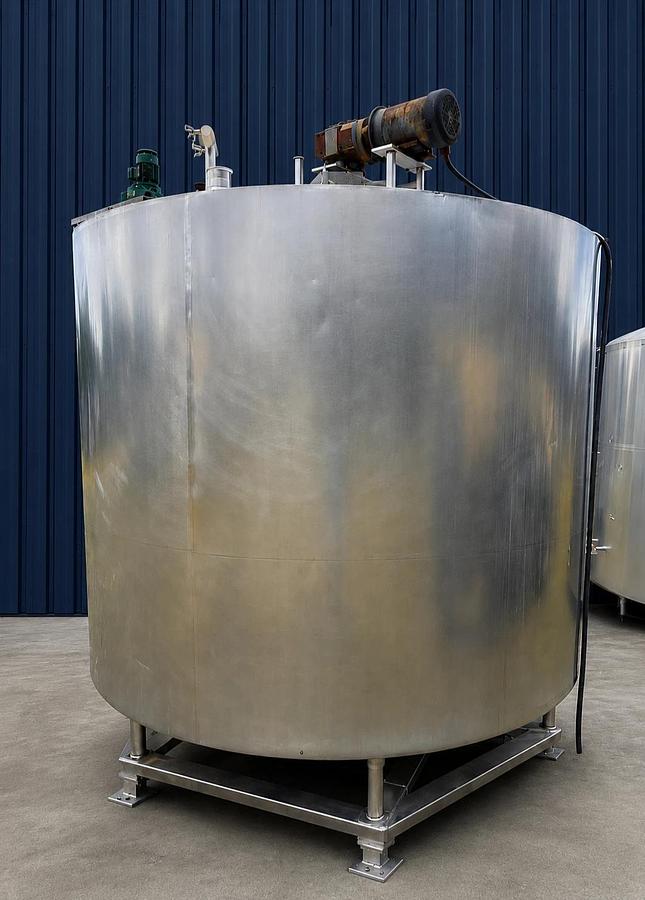Used 1500 Gallon Stainless Steel Insulated Mix Tank mfg Chester Jensen Sweep Agitatio